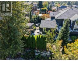 1001 Jay Crescent, Squamish, BC V8B0P2 Photo 32