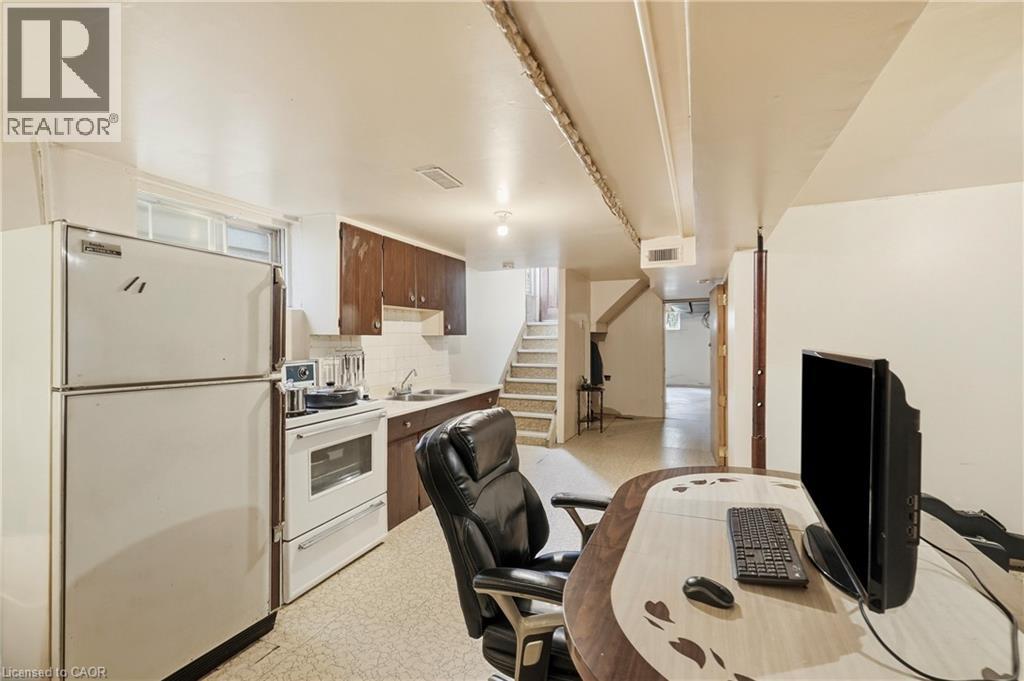 23 CHATHAM Street - Image 21