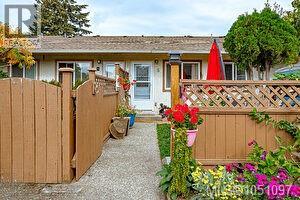 Property for sale at 5 974 Dunford Ave