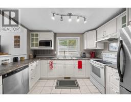 Recreational, Games room - 219 26 Avenue Ne, Calgary, AB T2E1Z1 Photo 7