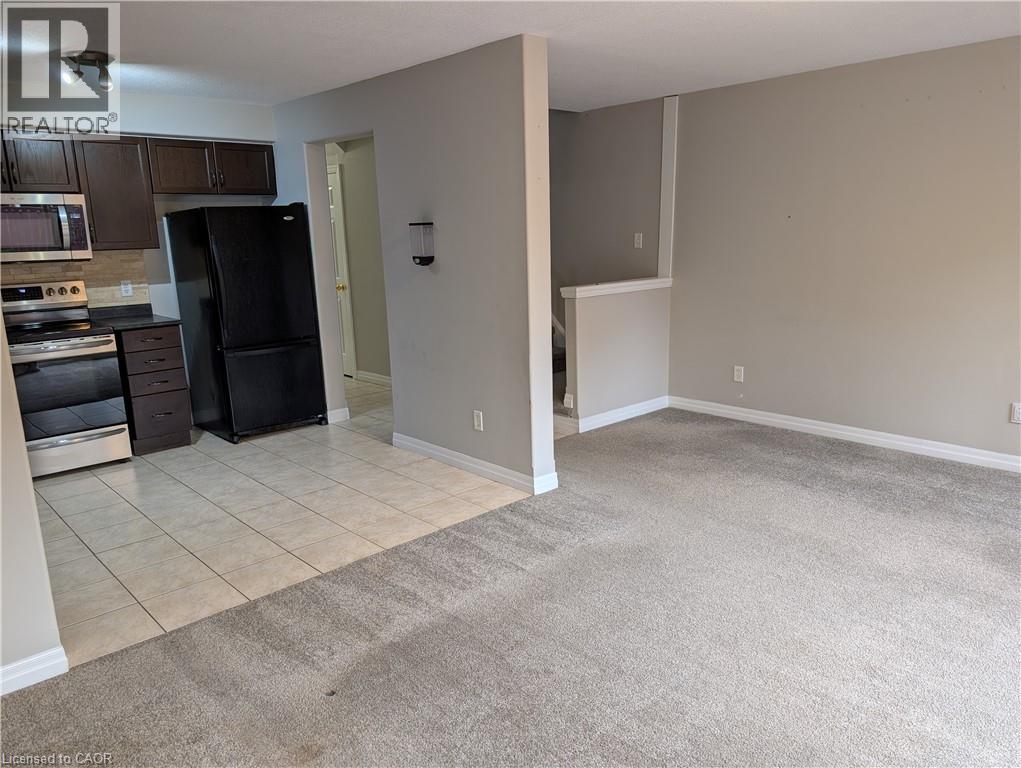 510 BANFFSHIRE Crescent, Kitchener — photo 7