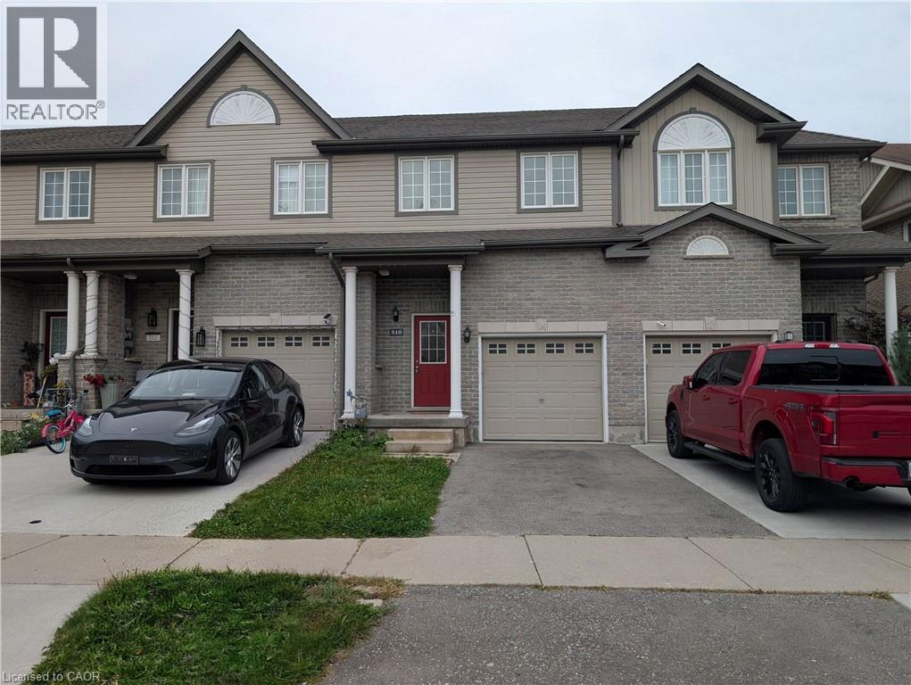 510 BANFFSHIRE Crescent — photo 2