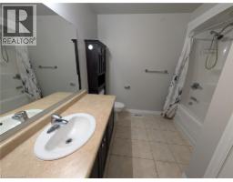 510 Banffshire Crescent, Kitchener, ON N2R1W7 Photo 17