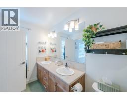 1115 Holden Road Unit# 118, Penticton, BC V2A0B7 Photo 27