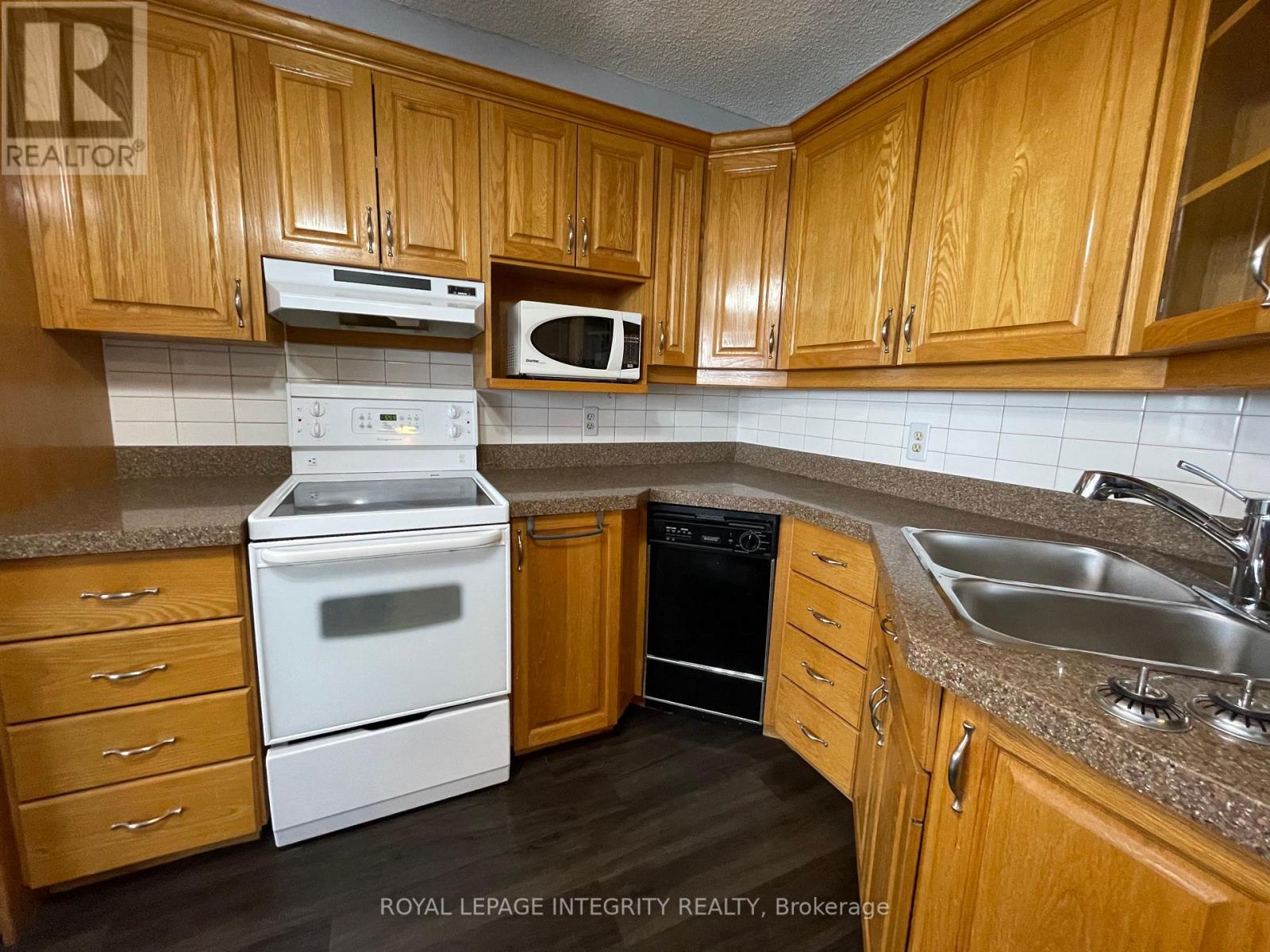 #1203 1285 CAHILL DRIVE - Image 11