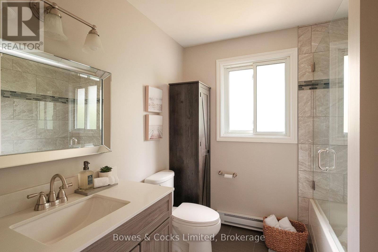591 OTONABEE DRIVE - 14