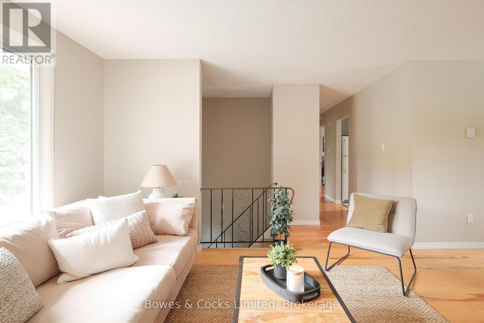 591 OTONABEE DRIVE - Image 4