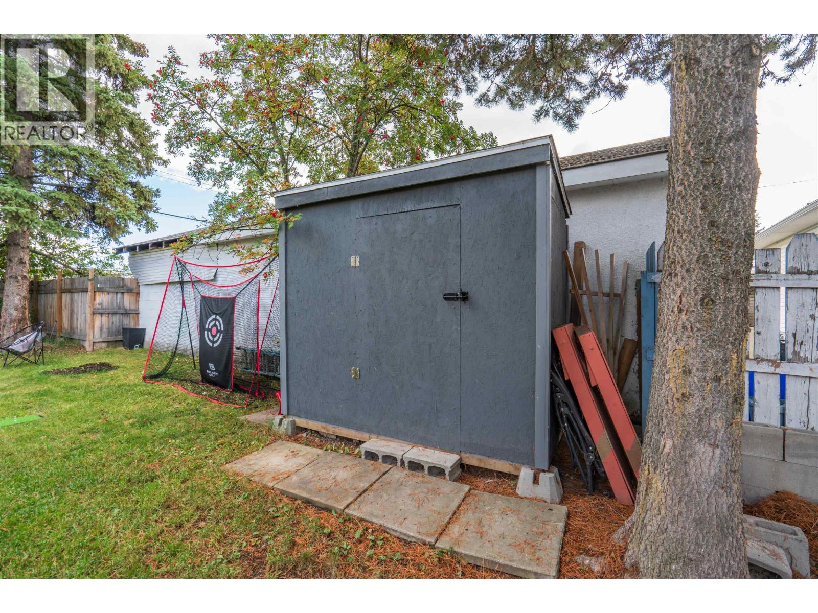 894 IRWIN STREET - 12