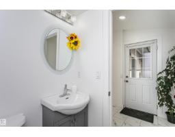 7204 92b Av Nw, Edmonton, AB T6B0W2 Photo 11