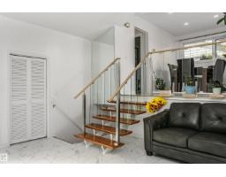7204 92b Av Nw, Edmonton, AB T6B0W2 Photo 12