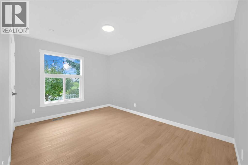 219 Falwood Way NE, Calgary, Alberta, T3J1A9 — thumbnail 9