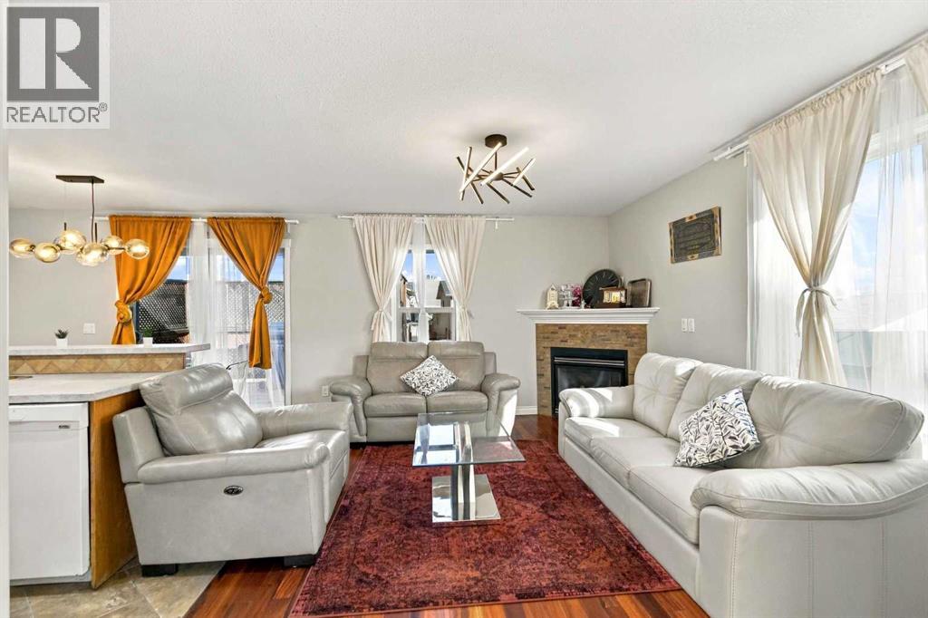236 Paris Crescent - 3