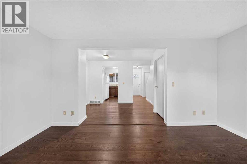 #33 64 Whitnel Court NE - Image 14