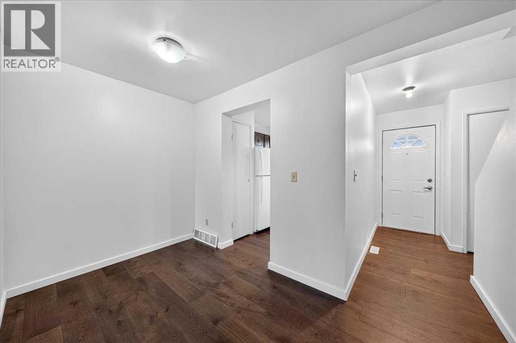 33, 64 Whitnel Court NE, Calgary, Alberta, T1Y5E3 — thumbnail 7