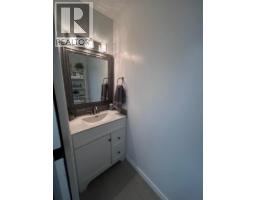 Full bathroom - 2020 Robson Place Unit# 14, Kamloops, BC V2C2N2 Photo 7
