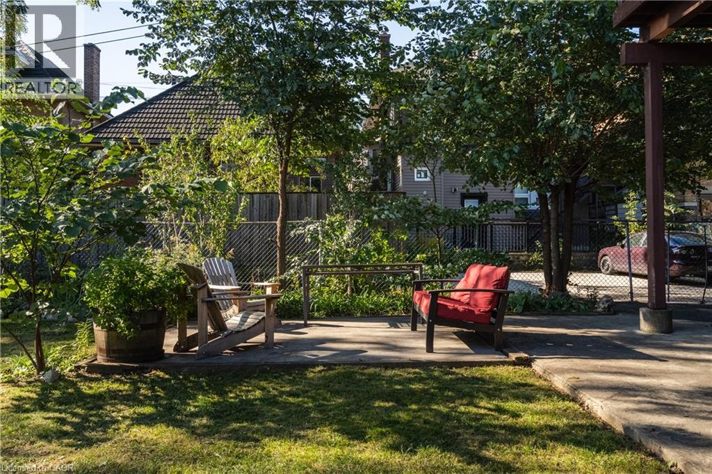 155 SHERMAN Avenue S - 46