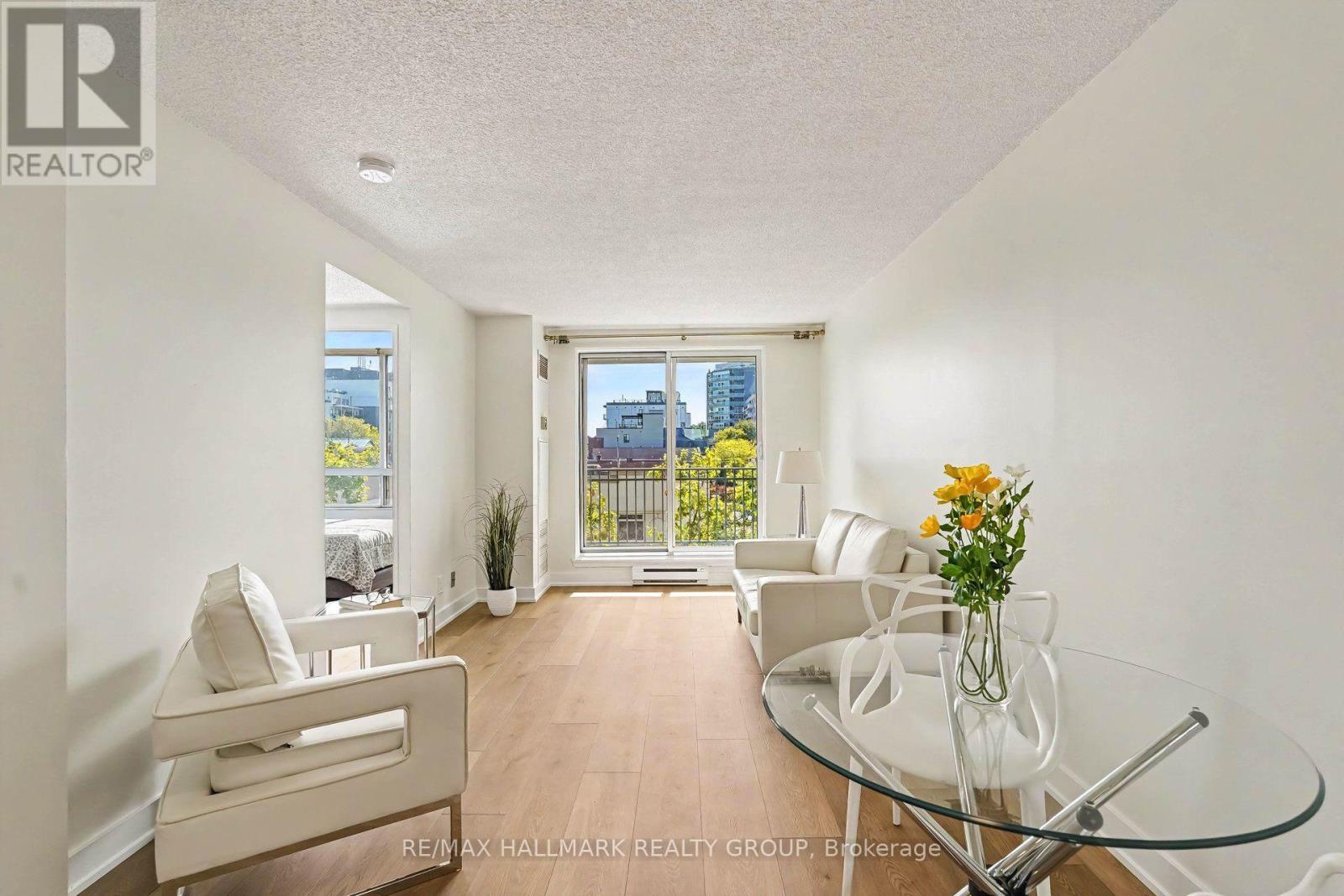 #412 45 HOLLAND AVENUE - 5