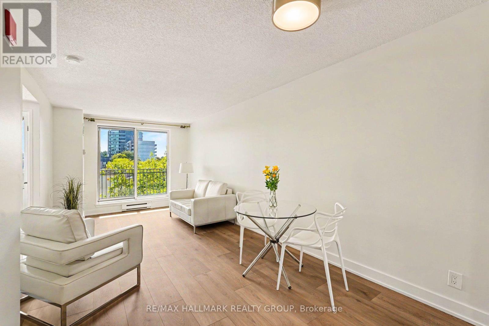 #412 45 HOLLAND AVENUE - 7