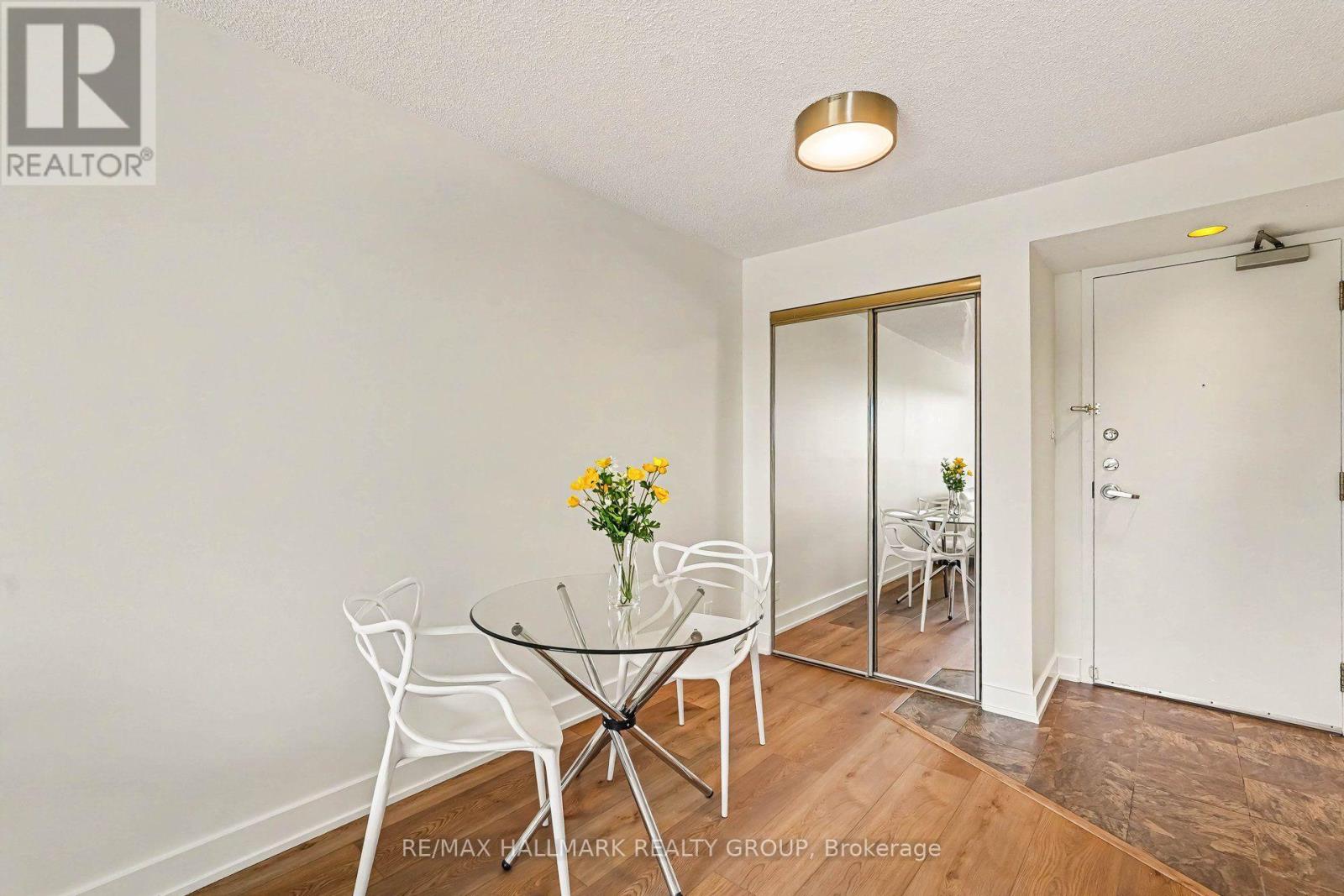 #412 45 HOLLAND AVENUE - 9