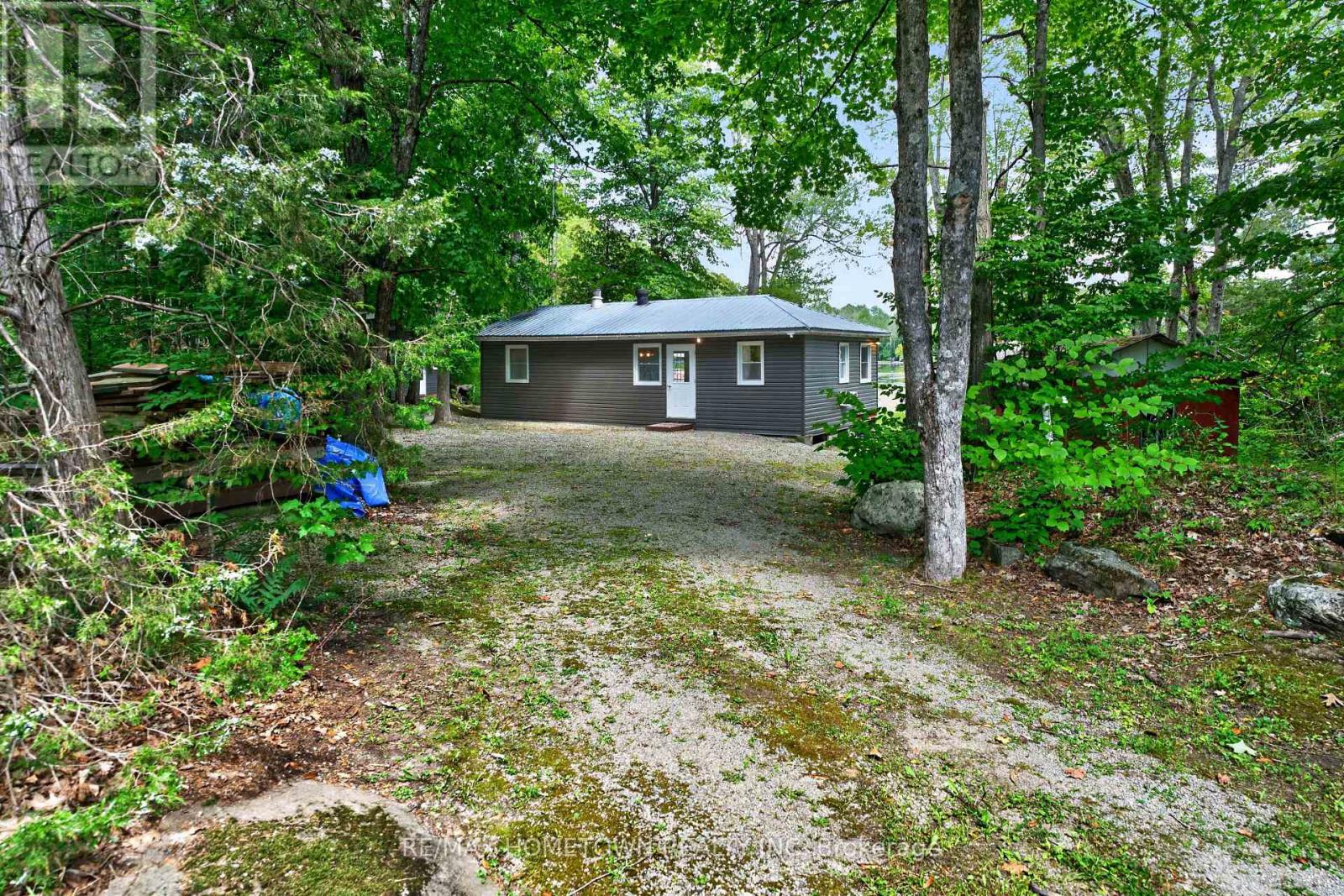 28 SHEEP LANE - Image 15