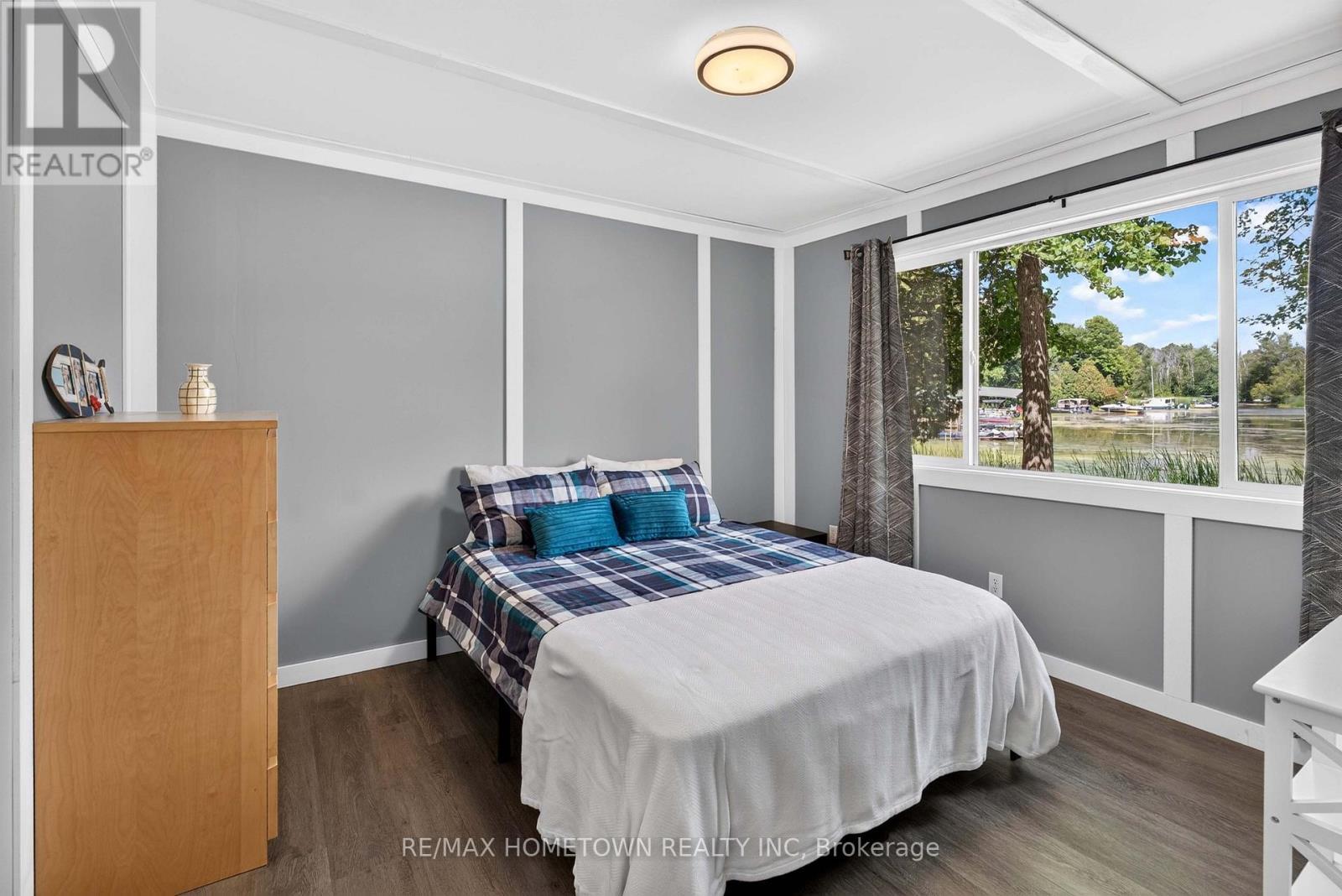28 SHEEP LANE - Image 37