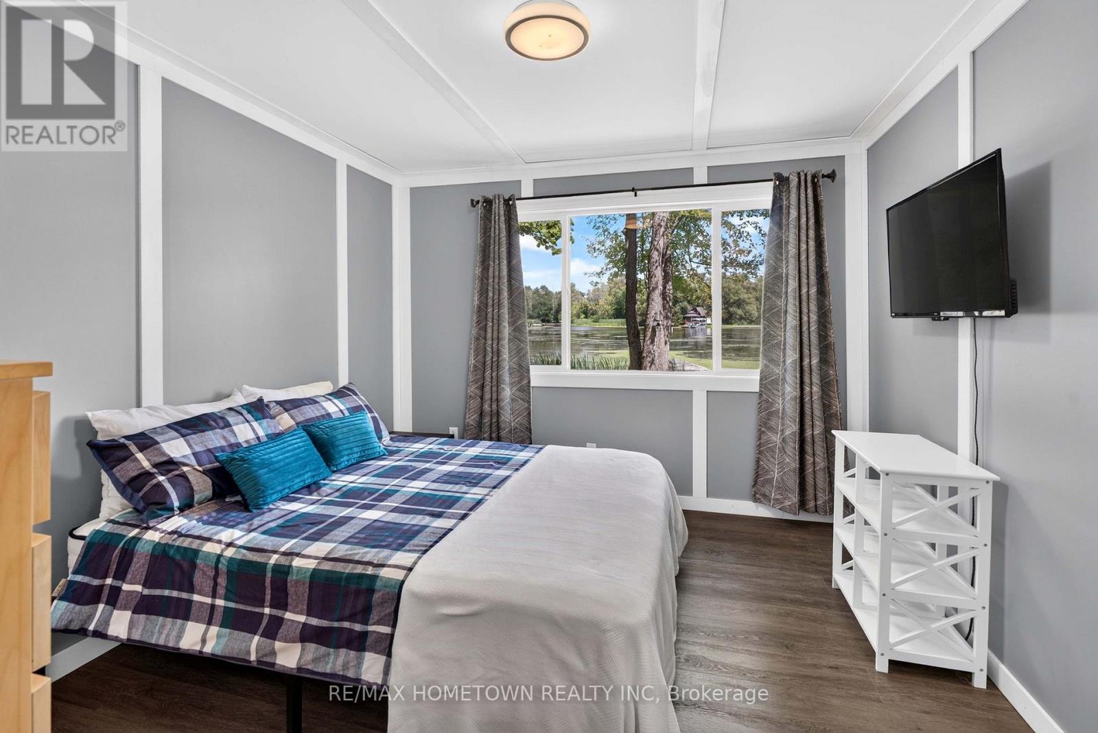 28 SHEEP LANE - Image 38