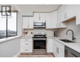 803 9280 Salish Court, Burnaby, BC V3J7J8 Photo 8