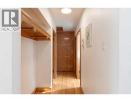 29 Hillary Crescent Sw, Calgary, AB T2V3J3 Photo 17