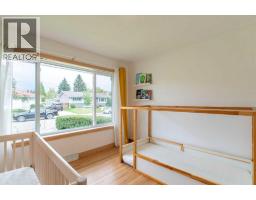 29 Hillary Crescent Sw, Calgary, AB T2V3J3 Photo 18