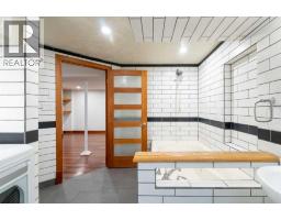 29 Hillary Crescent Sw, Calgary, AB T2V3J3 Photo 37