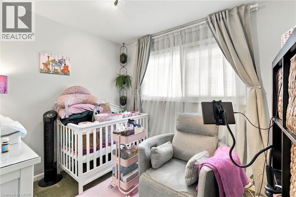 63 OFIELD Road - 16