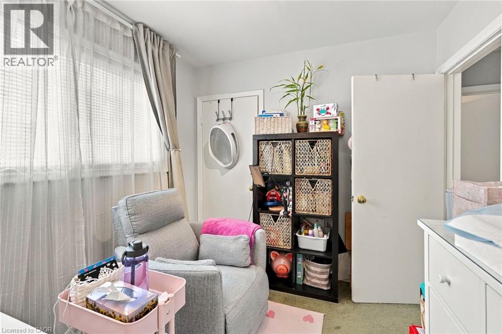 63 OFIELD Road - 17