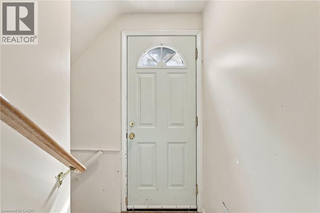 63 OFIELD Road - 18