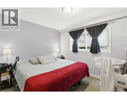 Living room - 63 Ofield Road, Hamilton, ON L8S2M6 Photo 13