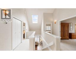 8418 Gillnet Place, Vancouver, BC V6P6P6 Photo 24