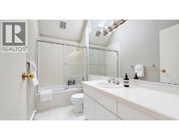 8418 Gillnet Place, Vancouver, BC V6P6P6 Photo 33
