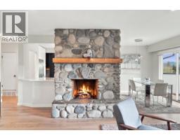 1103 Cloverley Street, North Vancouver, BC V7L1N7 Photo 11