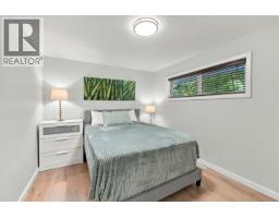 1103 Cloverley Street, North Vancouver, BC V7L1N7 Photo 15