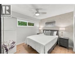 1103 Cloverley Street, North Vancouver, BC V7L1N7 Photo 17