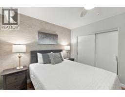 1103 Cloverley Street, North Vancouver, BC V7L1N7 Photo 18
