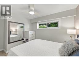 1103 Cloverley Street, North Vancouver, BC V7L1N7 Photo 19