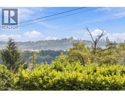 1103 Cloverley Street, North Vancouver, BC V7L1N7 Photo 26