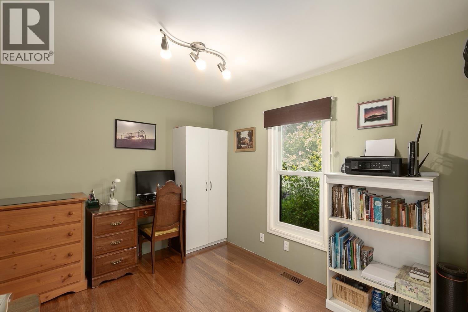 1008 EDGEWATER CRESCENT, Squamish