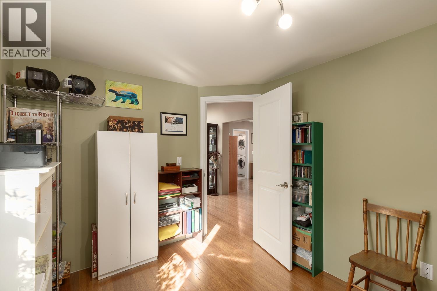 1008 EDGEWATER CRESCENT, Squamish