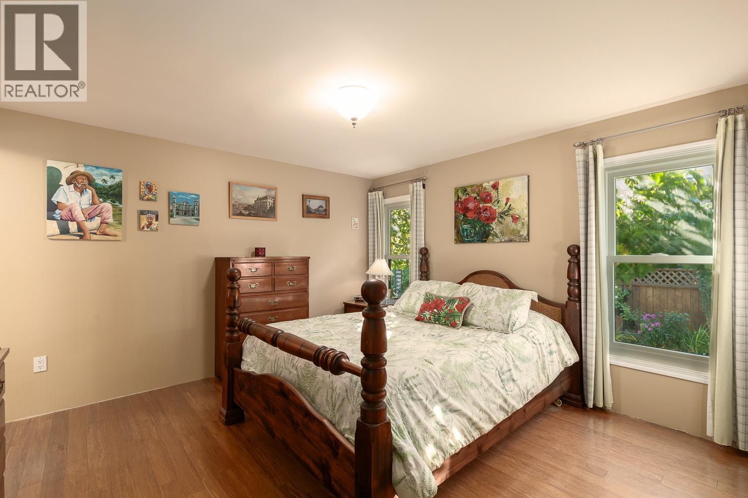 1008 EDGEWATER CRESCENT, Squamish