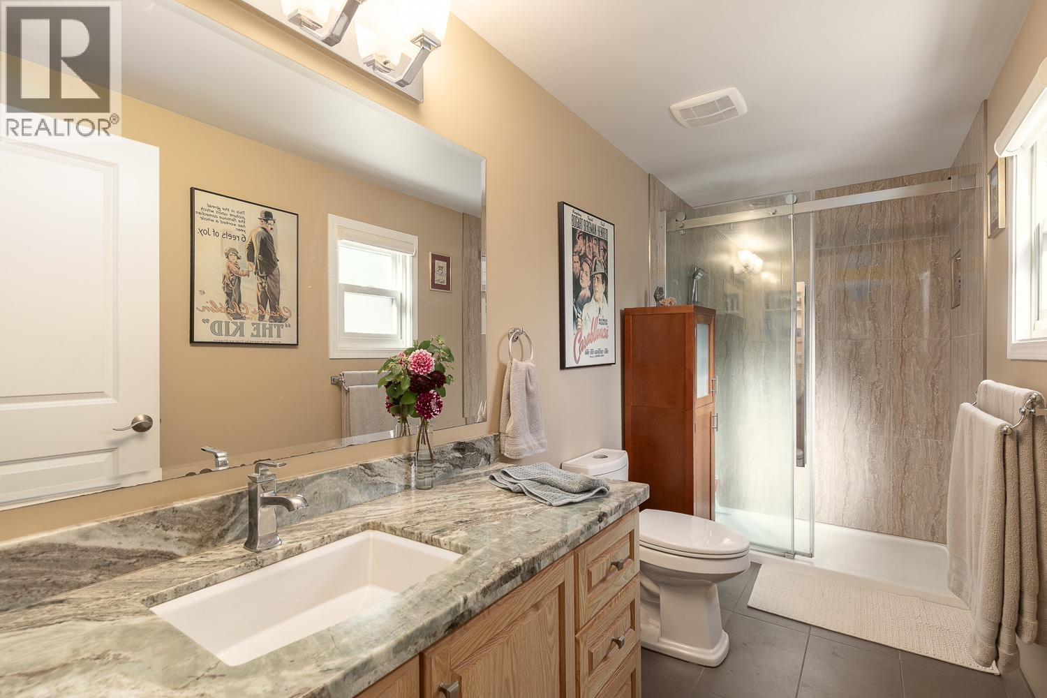 1008 EDGEWATER CRESCENT, Squamish