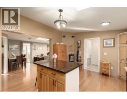 1008 Edgewater Crescent, Squamish, BC V6B0B2 Photo 14
