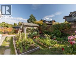 1008 Edgewater Crescent, Squamish, BC V6B0B2 Photo 35