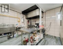800 Danforth Avenue, Toronto, ON M4J1L6 Photo 12