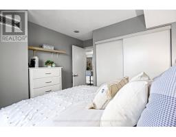 1002 - 36 Lee Centre Drive, Toronto, ON M1H3K2 Photo 15
